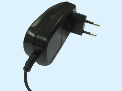 2000mA Wall Mount Power Adapter 8.5V 17W , Ripple and Noise &lt; 100mVp-p