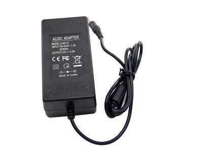 Portable Regulated Voltage AC DC Power Adapter 60W AC 110V - 220V , 12 Volt Power Adapter