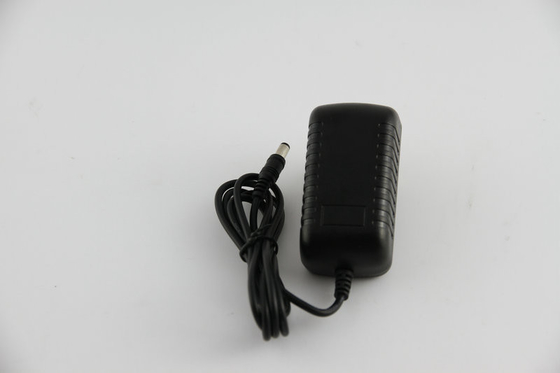 Switching 24 W LED AC DC Power Adapter 12V 50Hz Low Noise , Short-Circuit Protection