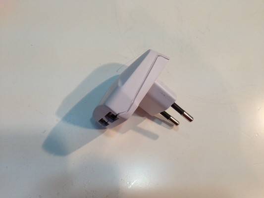 White 2.1A Dual Usb Wall Charger Ac Power Adapter Charger Eu Plug , 100 - 240v
