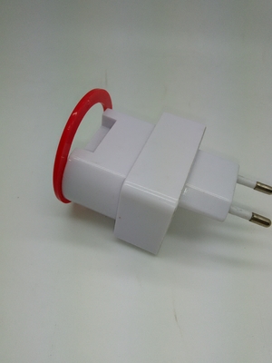 EU Plug 2000mA Travel Portable Charger Universal For IPhone 4g / 4s