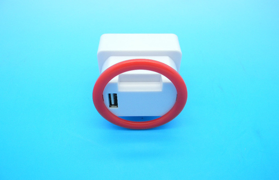 FCC Part 15 Class B Universal USB Travel Charger 5V 10W CE For Smartphones