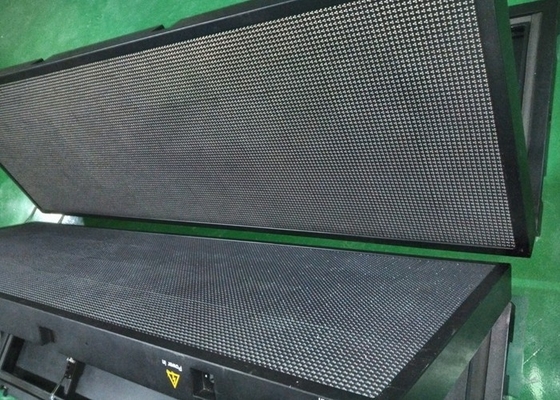 PH10 DIP346 Outdoor Advertising LED Display with 1/4 Scan Constant Current
