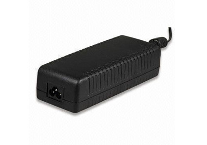 low interference Universal AC/DC Power Adapter