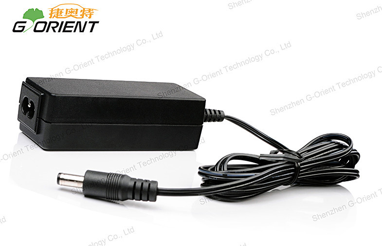 Indoor Notebook AC Power Adapter 40 Watts19V 2.1A  EMC Certification