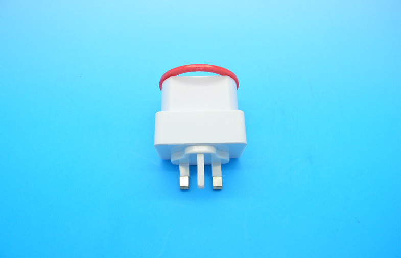 Constant Current Portable Universal Usb Charger UK Plug FCC Part 15